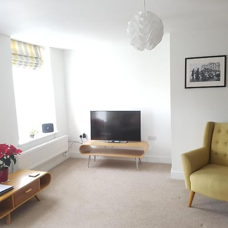 Warwick Market Place Apartment ภายนอก รูปภาพ