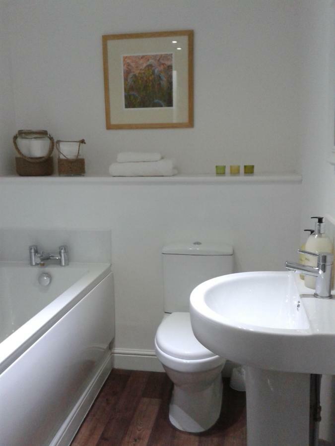 Warwick Market Place Apartment ภายนอก รูปภาพ